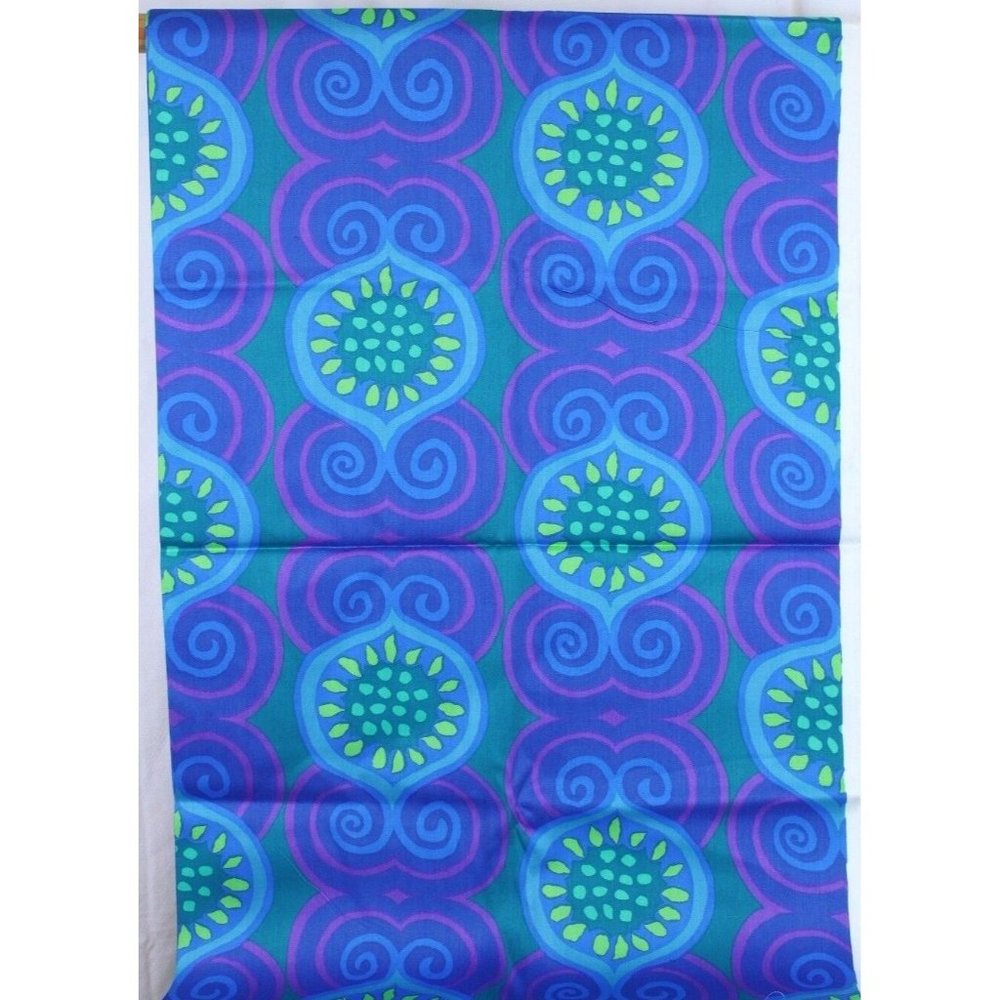 Zen Om Groovy Boho Abstract Multi-Color Fabric Appx 47.5 x 147" 4 Yards